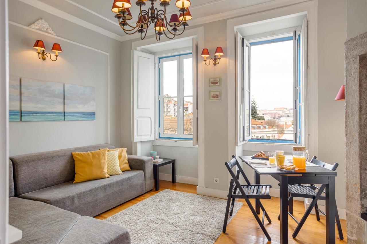 Bright Tailor Made Apartment By The Castle Lisabona Exterior foto