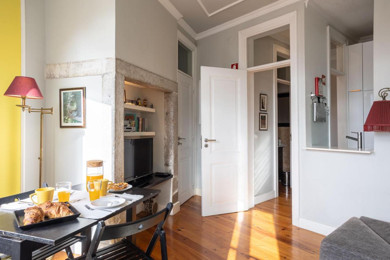 Bright Tailor Made Apartment By The Castle Lisabona Exterior foto